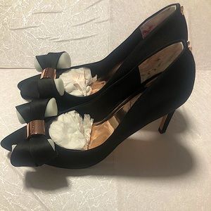 Ted baker pumps